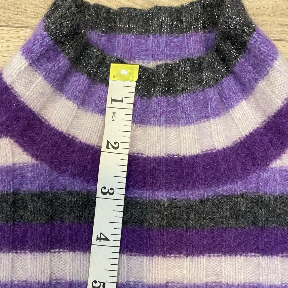 80% wool striped cropped sweater Size M EUC - Picture 7 of 11